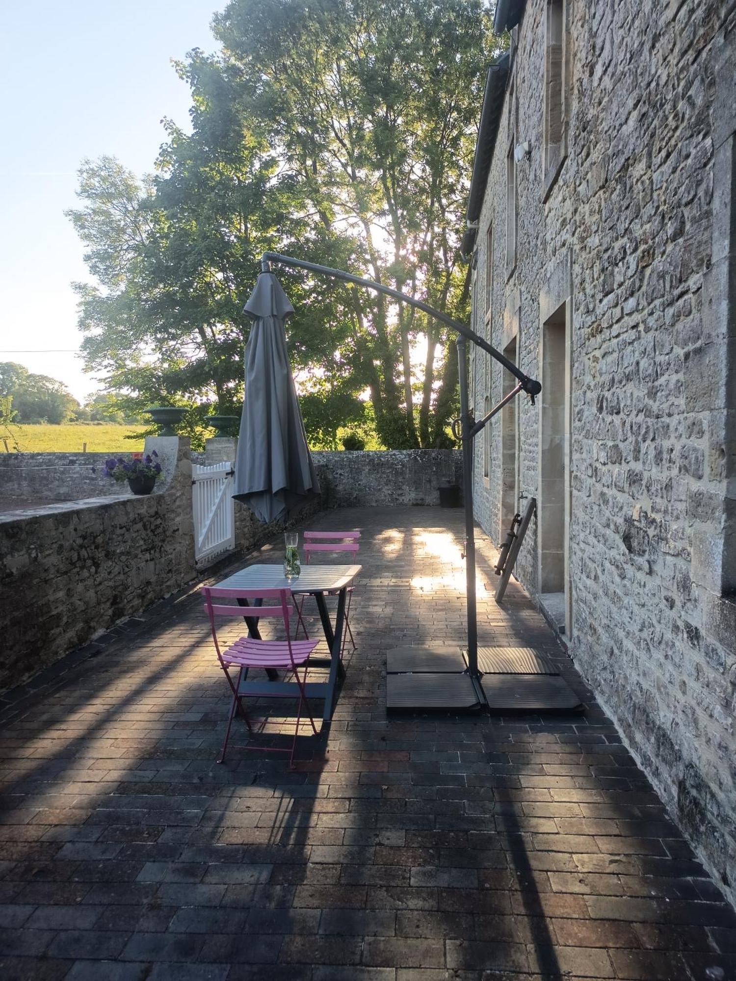 Maison De Charme Tour-en-Bessin Zewnętrze zdjęcie